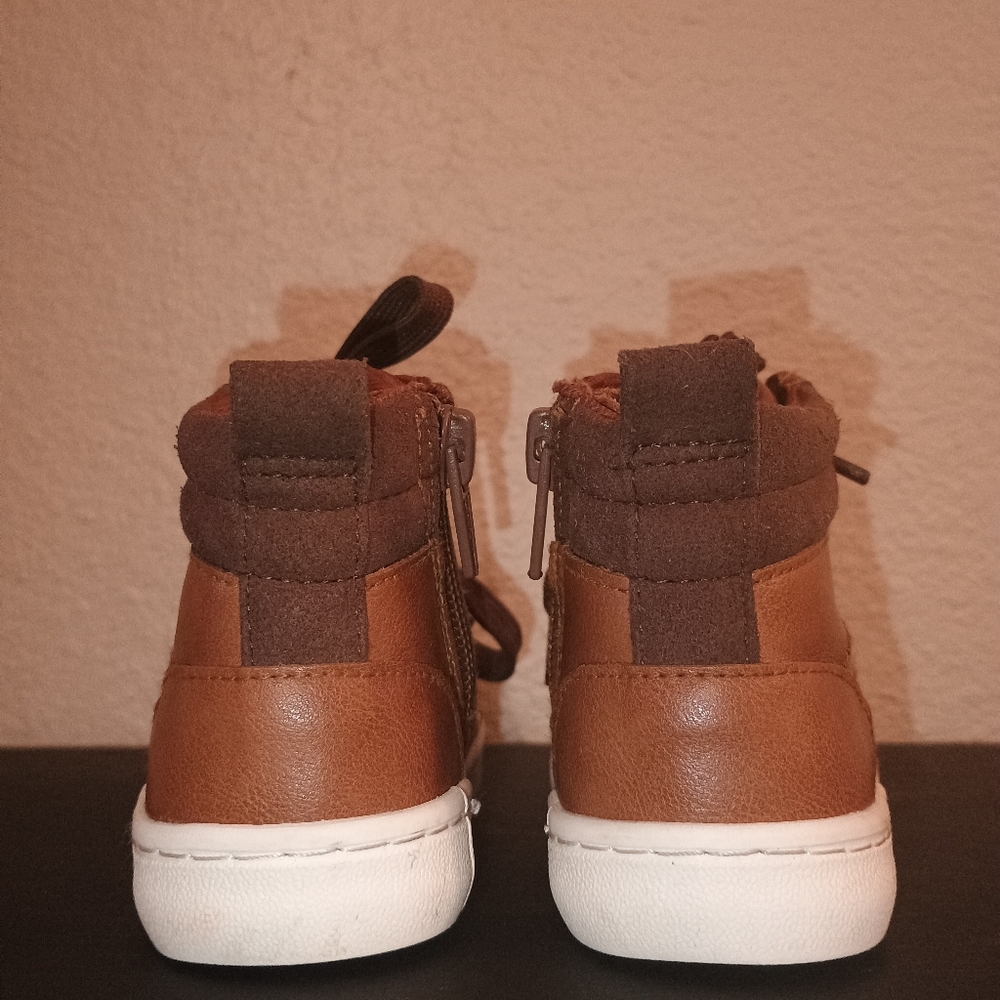 Hightop Leather Sneaker Boot - Picture 5 of 7